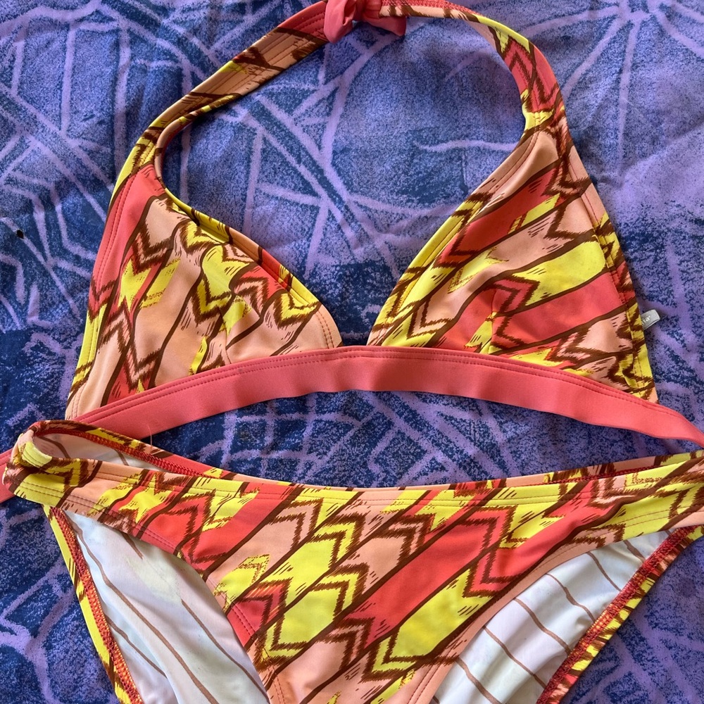 Patagonia bikini woman’s organic medium